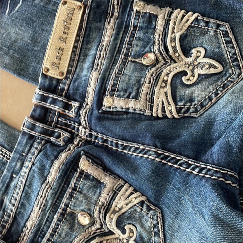 Rock Revival crop jeans size 27